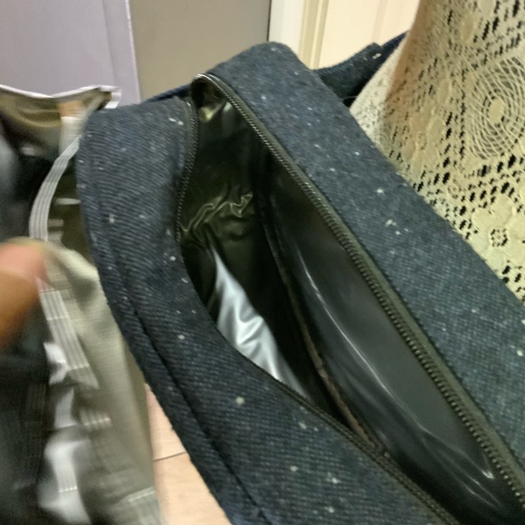 Foster & RYE INSULATED FANNY PACK - Picture 8 of 13